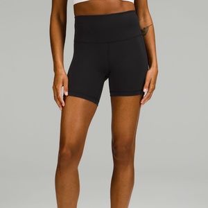 Lululemon Wunder Train High-Rise Short 6"
